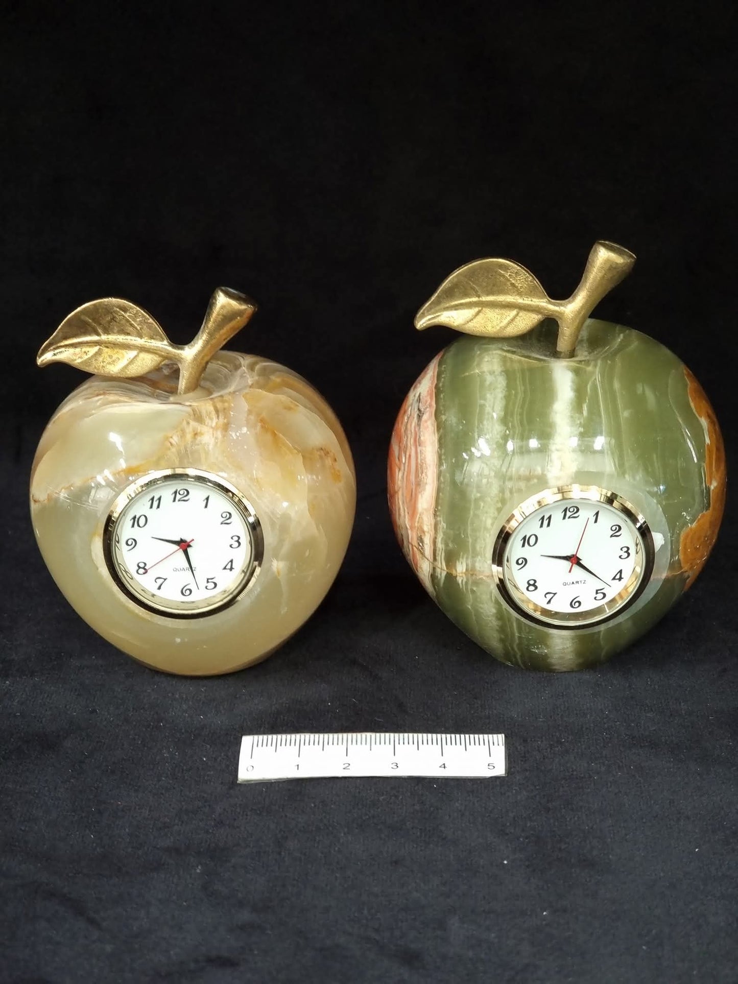 GREEN ONYX APPLE CLOCK