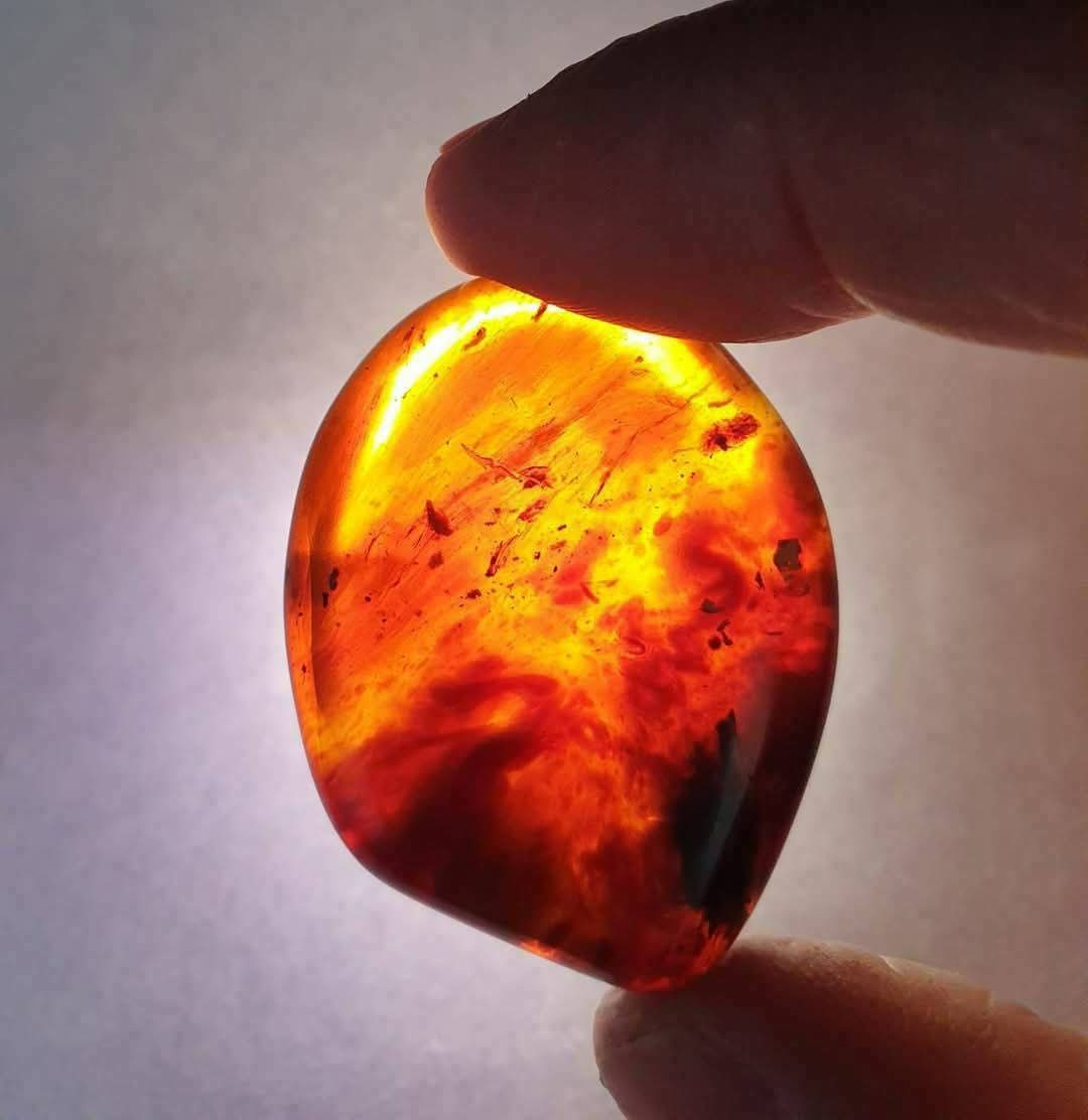 BLUE AMBER TUMBLES