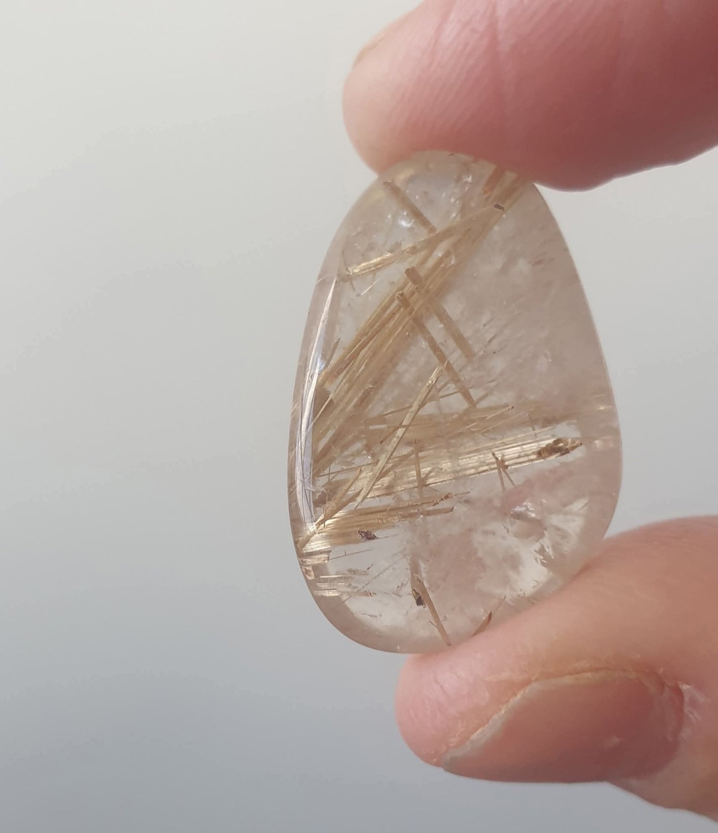 HIGH GRADE RUTILE QUARTZ TUMBLES - 200G