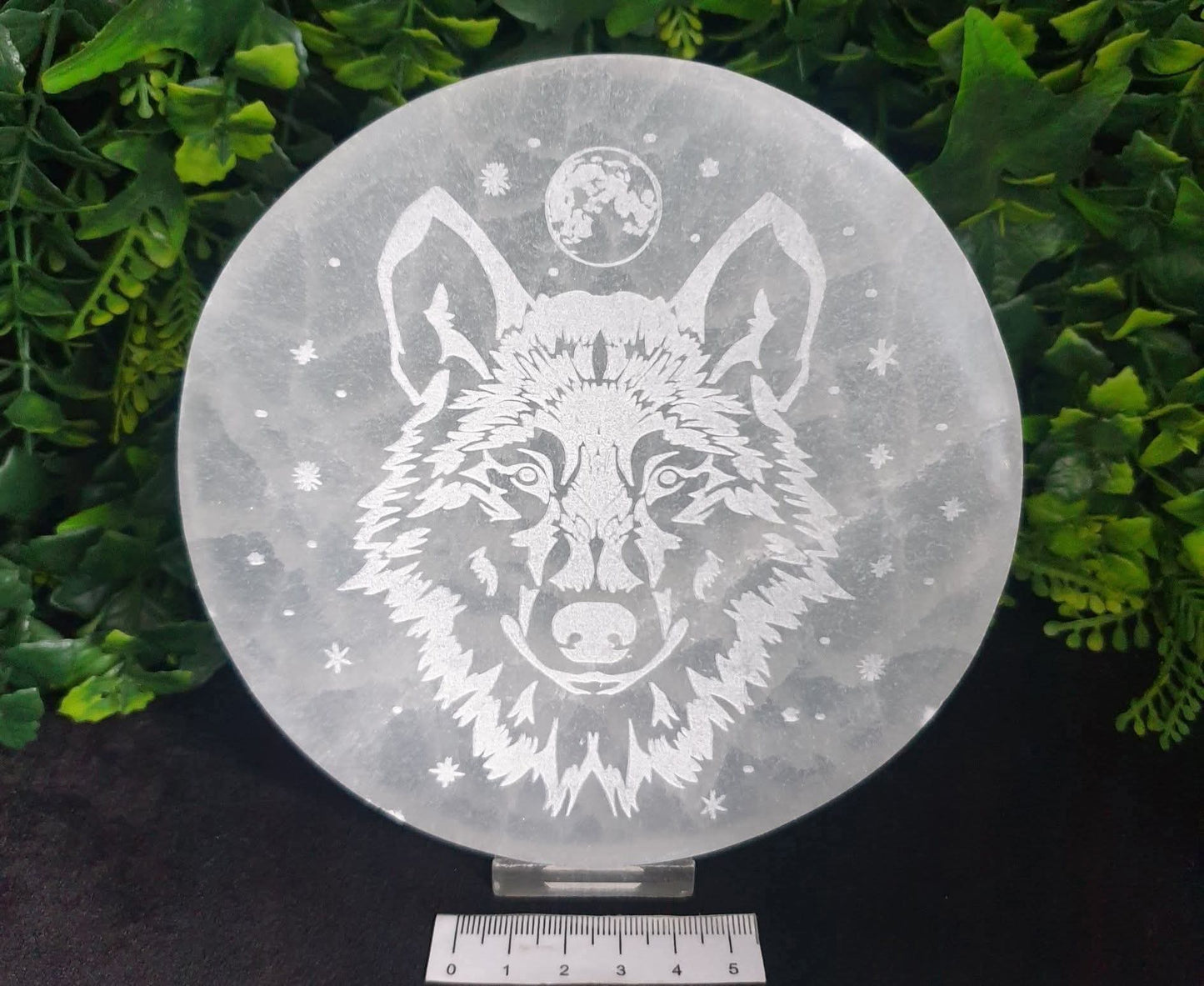 SELENITE WOLF CHARGING PLATE