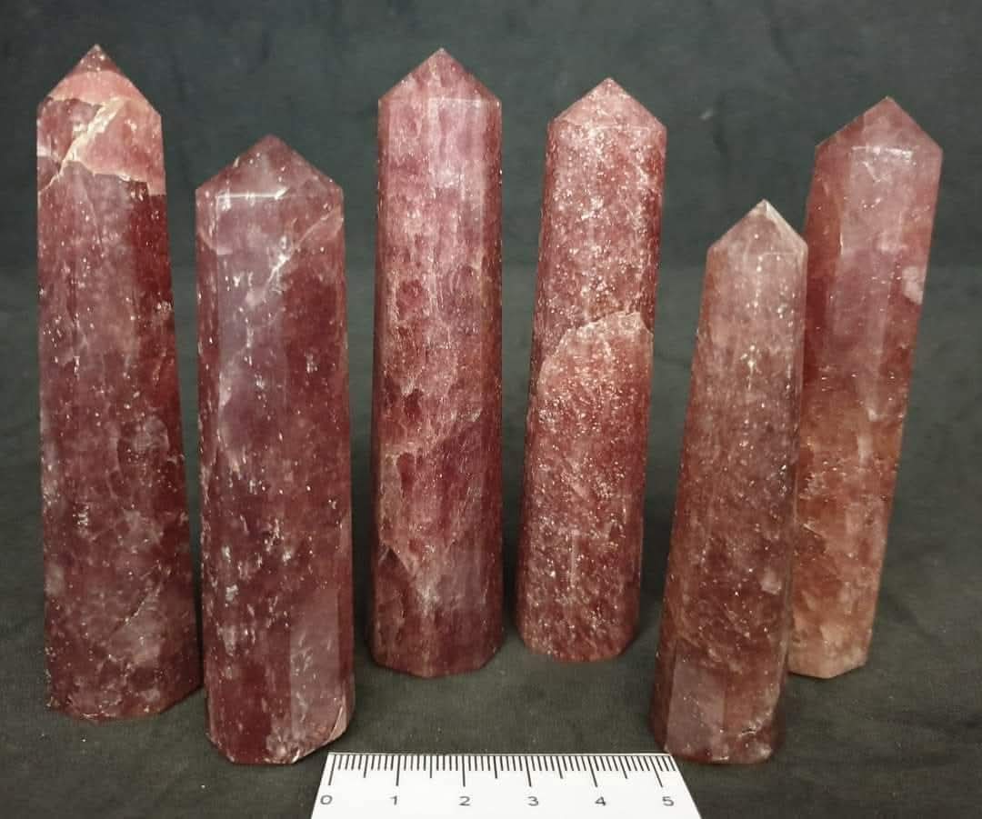 NATURAL STRAWBERRY QUARTZ POINTS