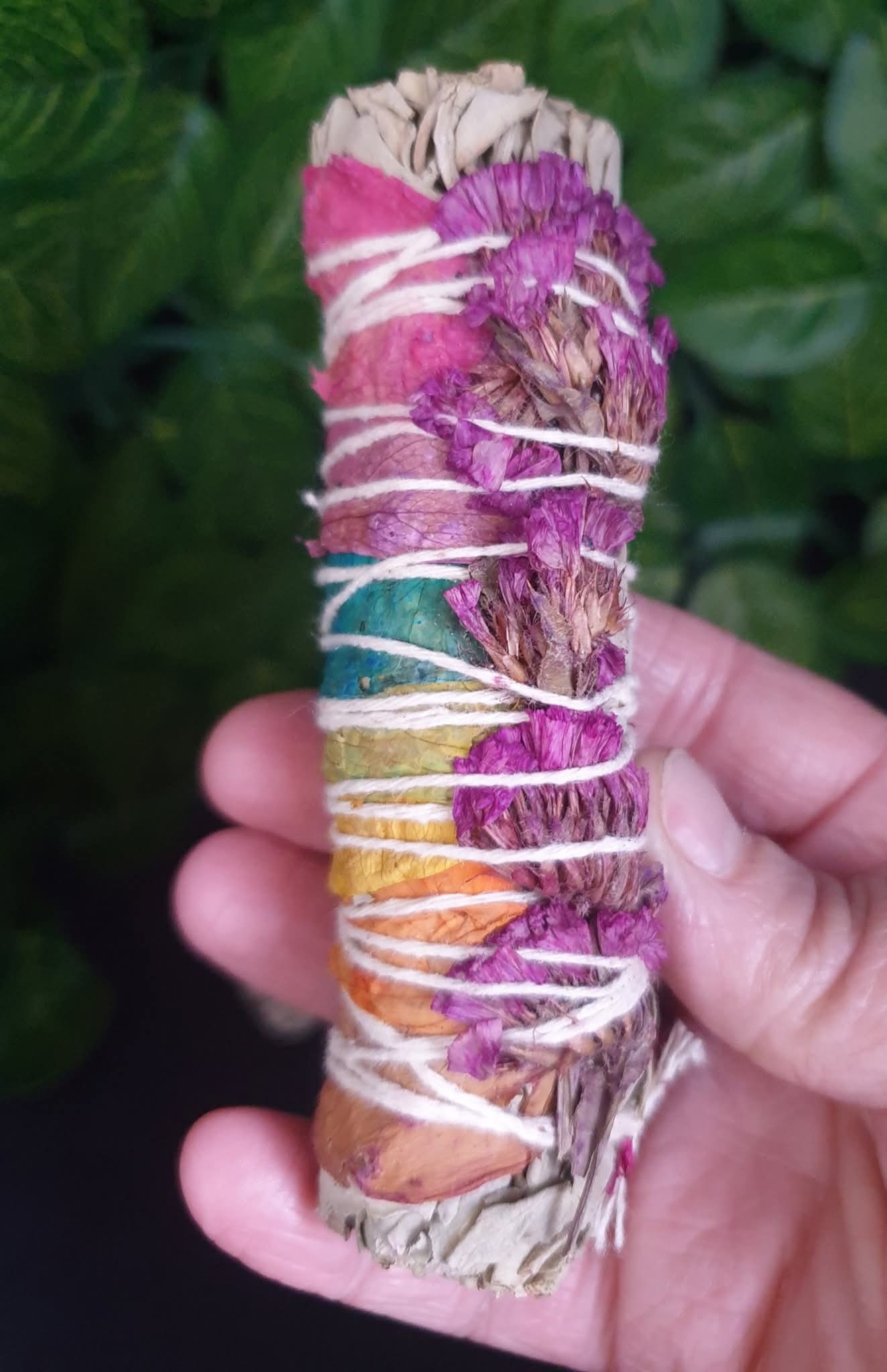 WHITE SAGE SMUDGE STICKS WITH CHAKRA PETALS