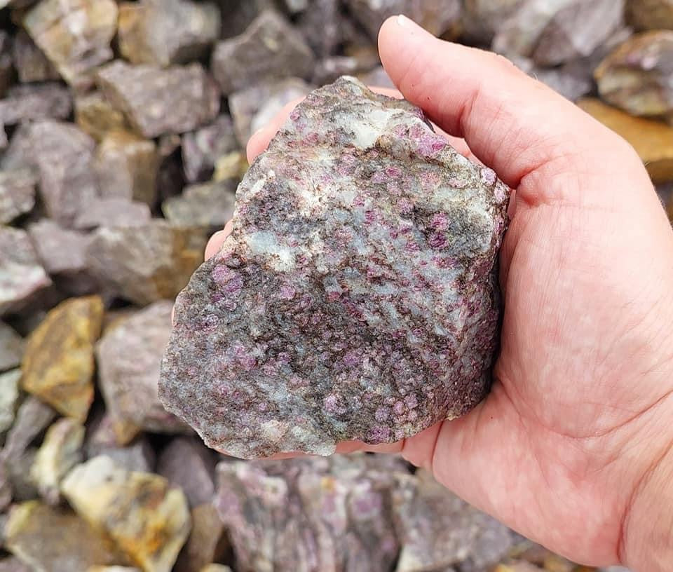 Ruby in Matrix - 2kg