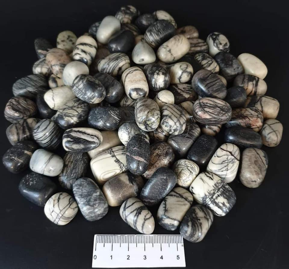 Black Linestone Tumbles