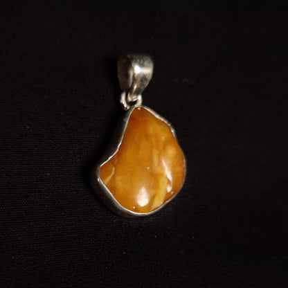 Butterscotch Amber Pendant
