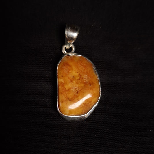 Butterscotch Amber Pendant