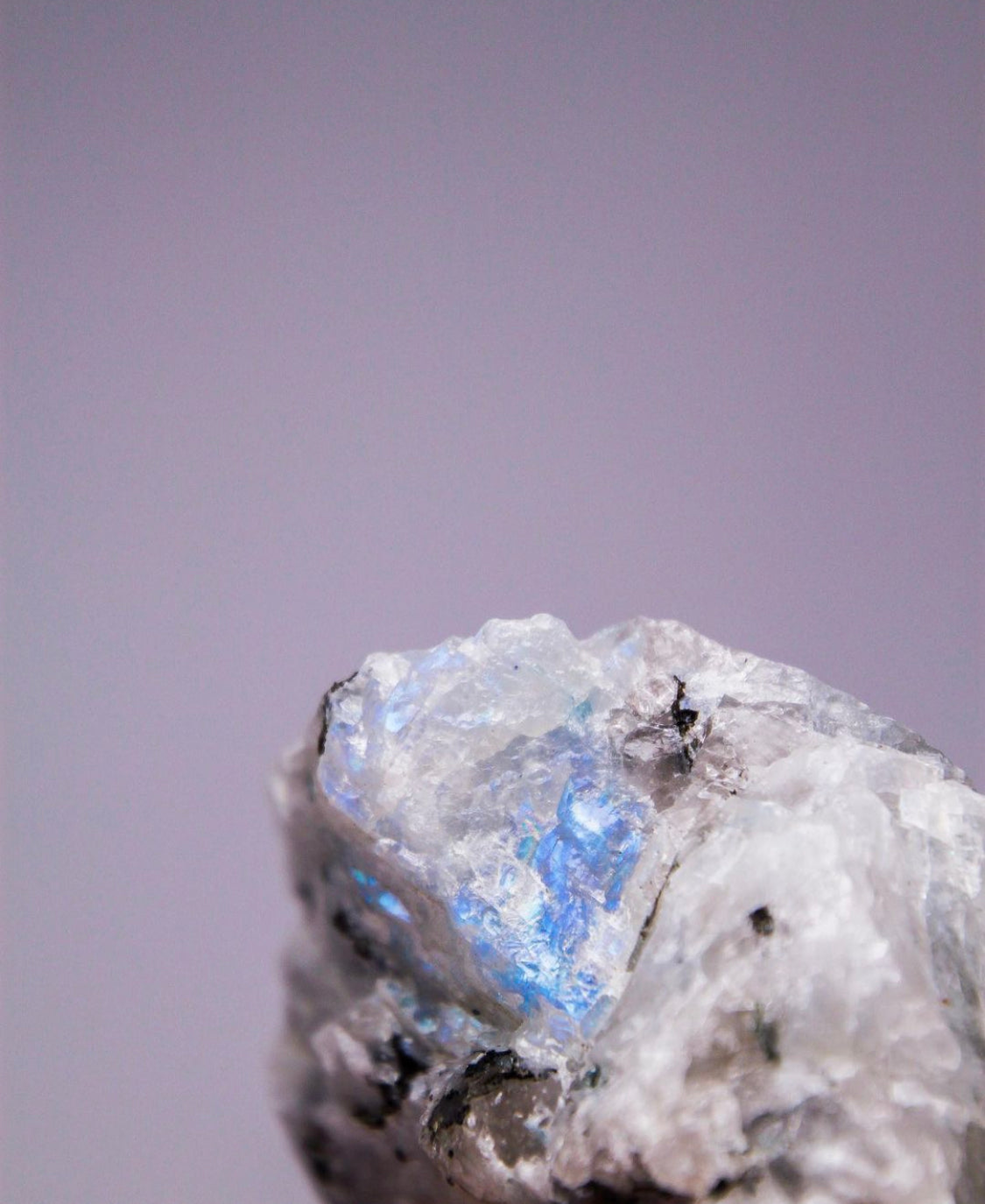 Moonstone with Blue flash