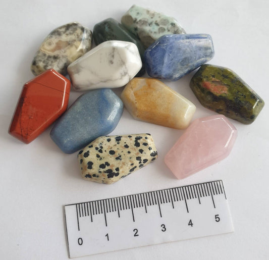ASSORTED CRYSTAL MINI COFFINS