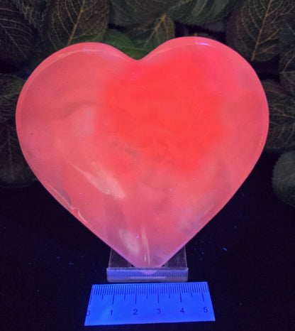 MANGANO CALCITE HEART TRINKET BOWL