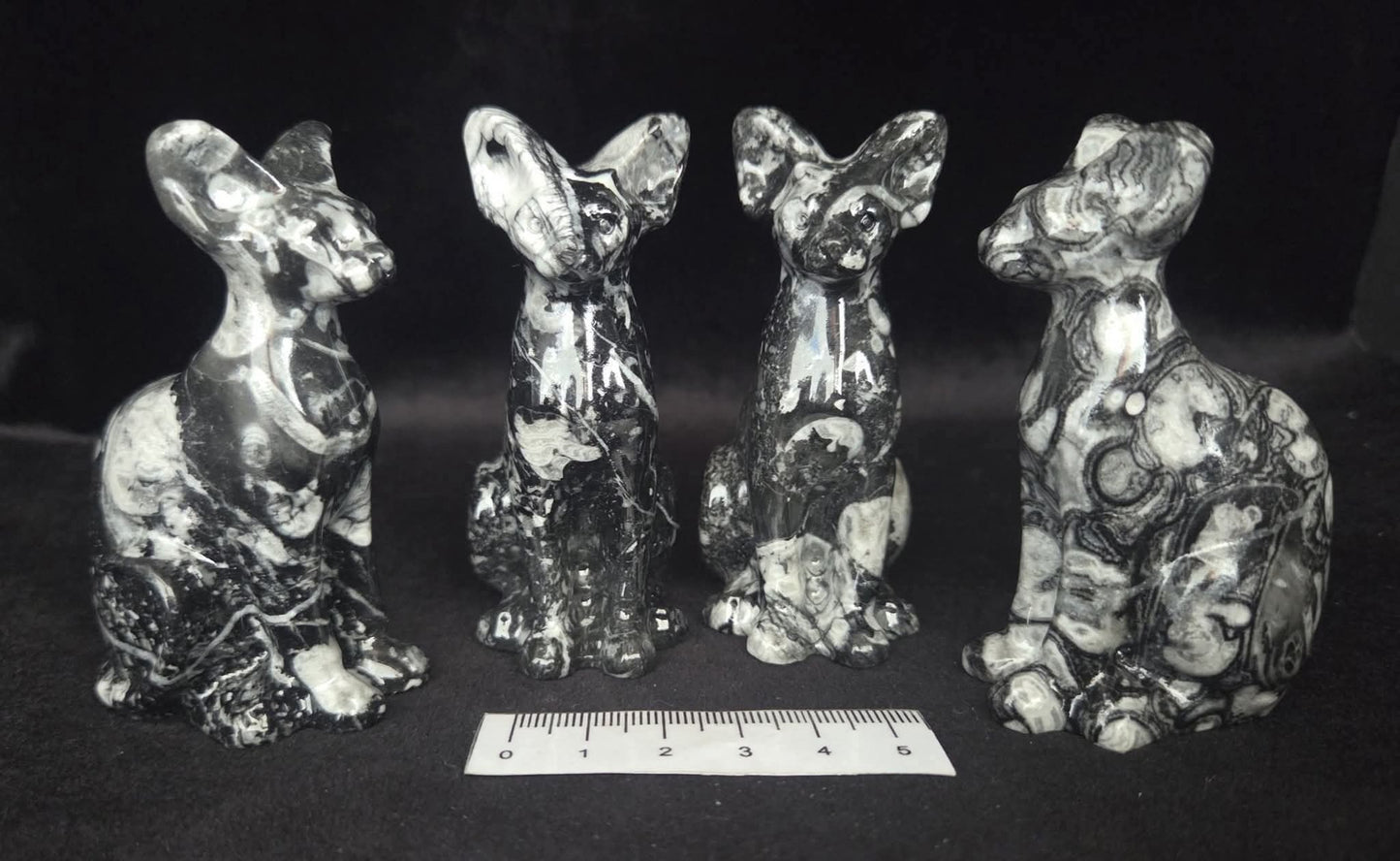 FOSSIL MARBLE SPHYNX CATS