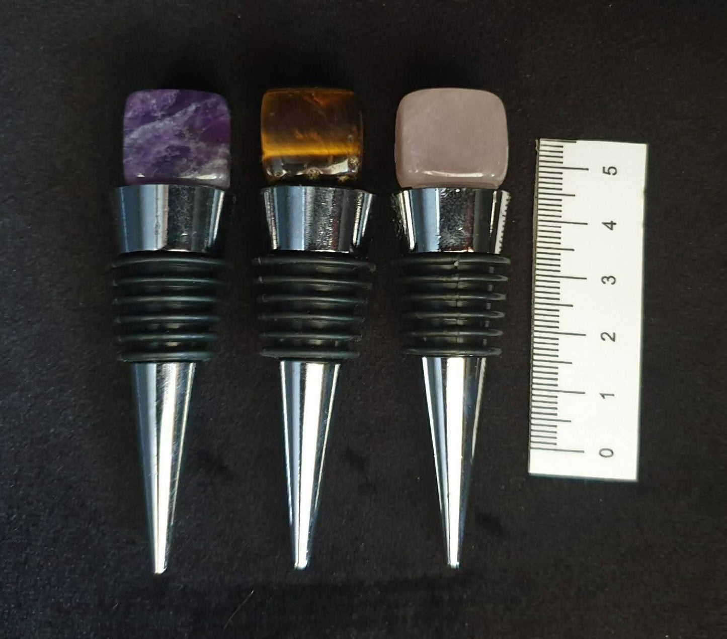 TUMBLED WINE STOPPERS