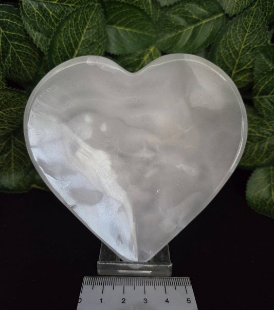MANGANO CALCITE HEART TRINKET BOWL
