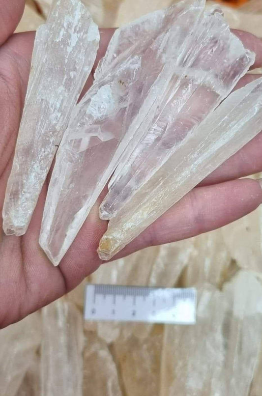 CALCITE NATURAL POINTS - 1kg