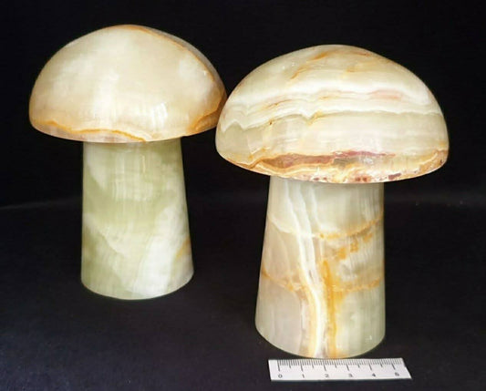 WHITE ONYX MUSHROOM LAMP