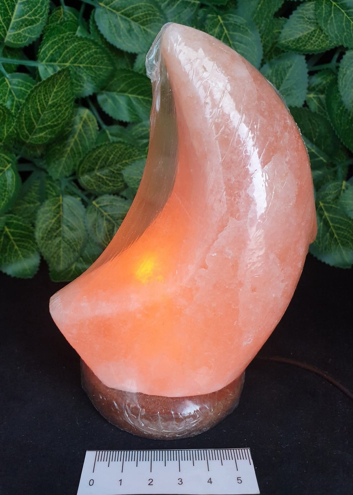 PINK HIMALAYAN CRESCENT MOON USB LAMP