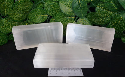 SELENITE CHARGING PLATE