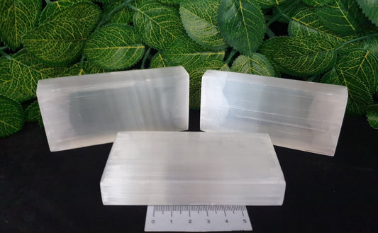 SELENITE CHARGING PLATE