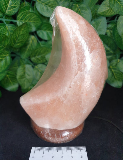 PINK HIMALAYAN CRESCENT MOON USB LAMP
