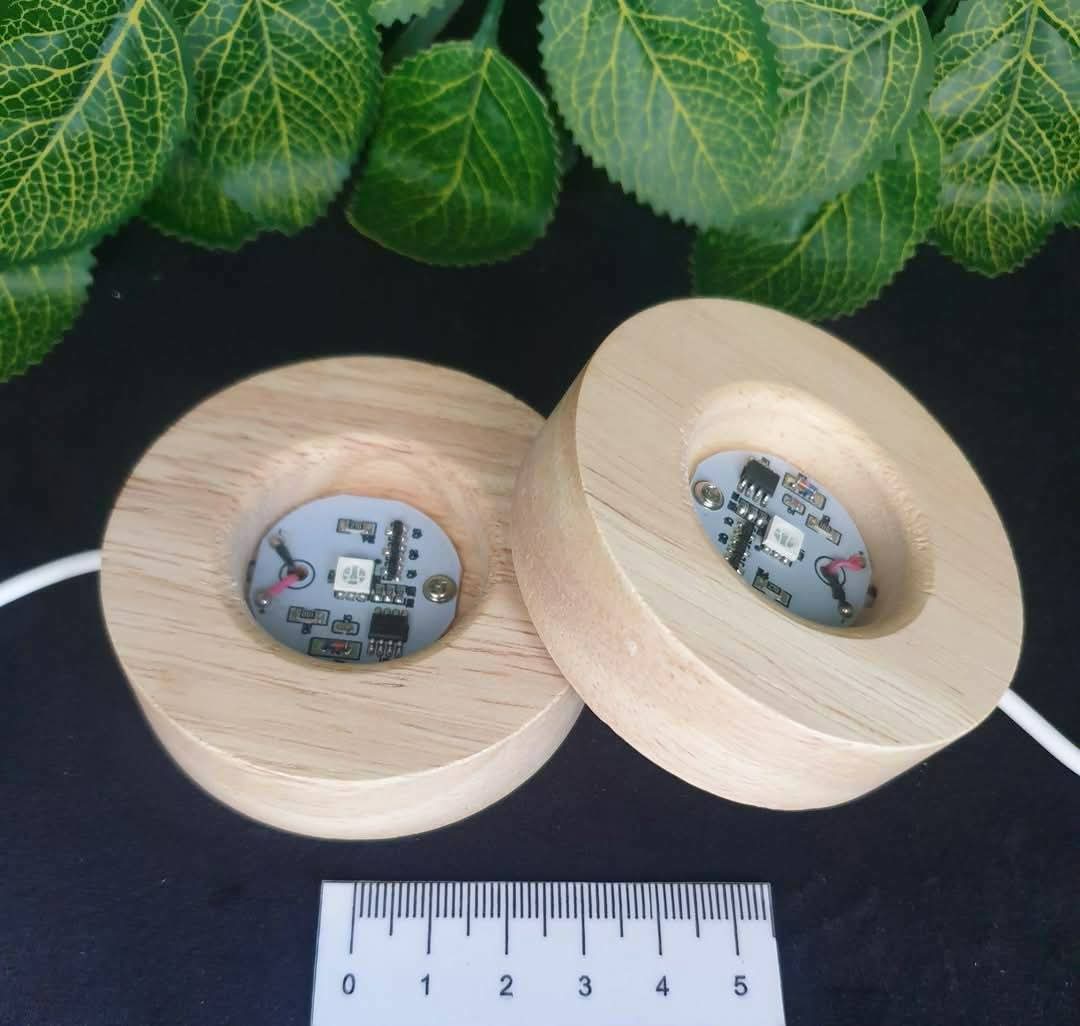 SMALL USB LED MULTICOLOURED LIGHT BASE