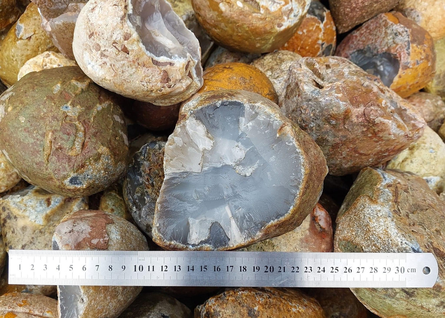 Grey Agate Rough Rock - 10kg