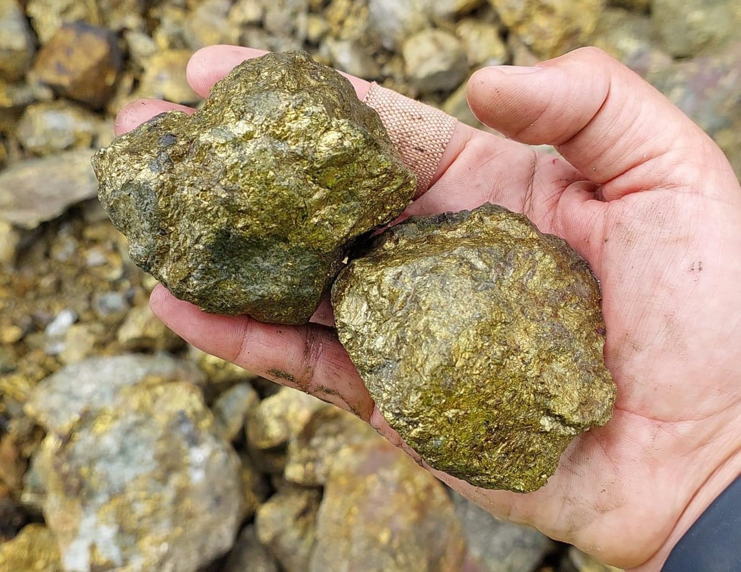 Chalcopyrite Rough Rock (Untreated) - 2kg