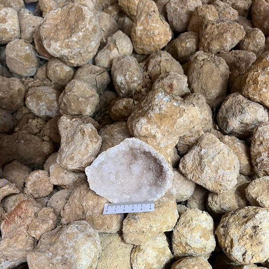 MOROCCAN UNBROKEN GEODES 1KG