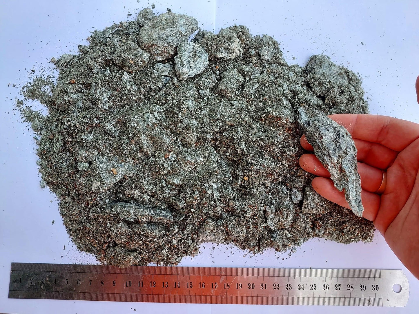 Mica Rough Rock - 5kg